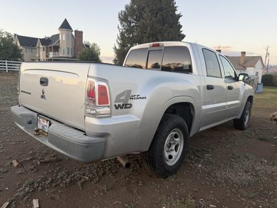 2006 Mitsubishi Raider