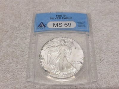 myhometownauctions.com - Aug 18, 19, & 20: Coins, Comics, Cards and Collectibles Auction (My Hometown Auctions)