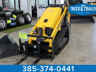 New Holland C314 Mini Skidsteer