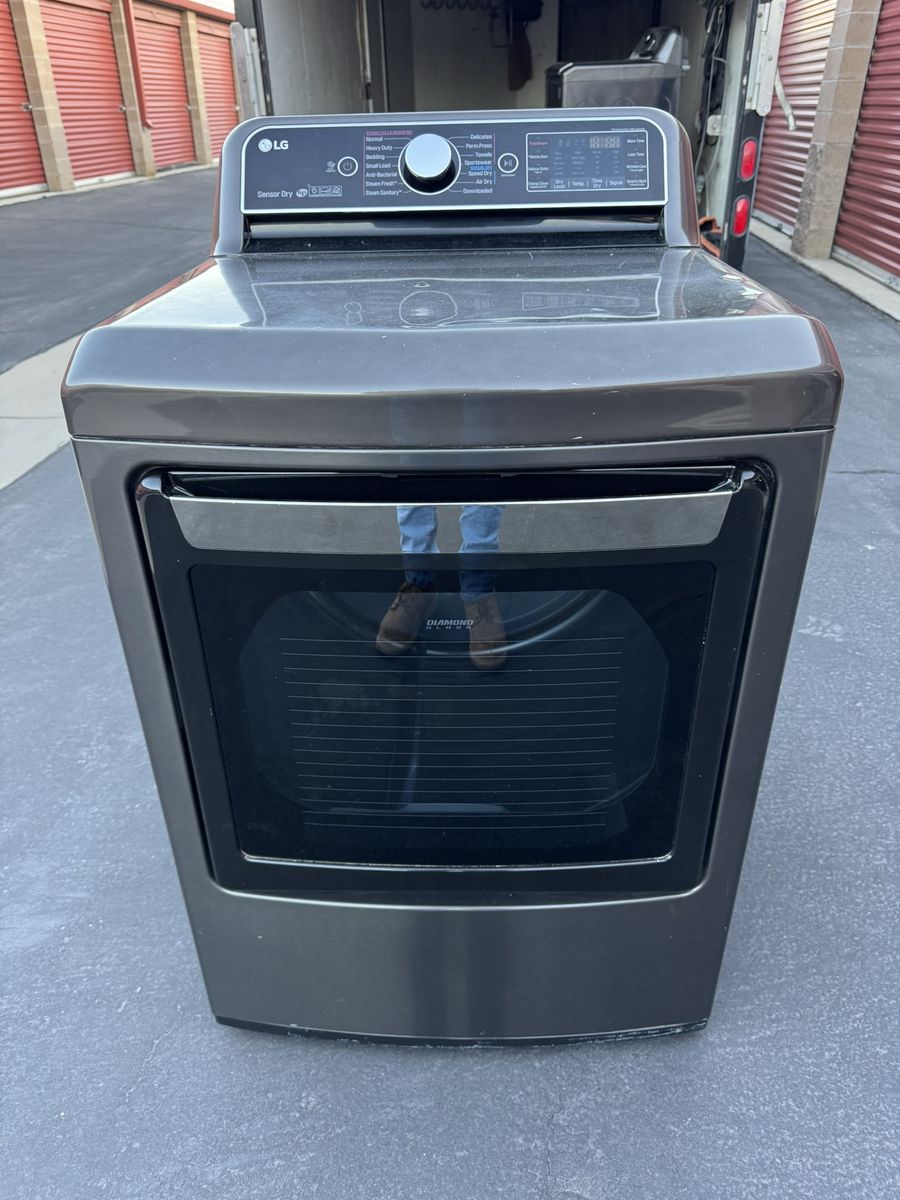 LG Electric Dryer 