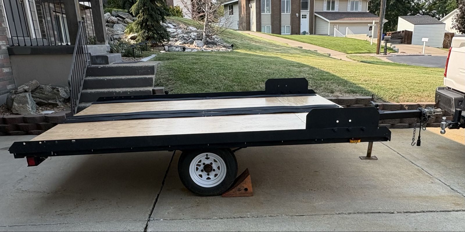 8’x10’ Tilt snowmobile/utility trailer