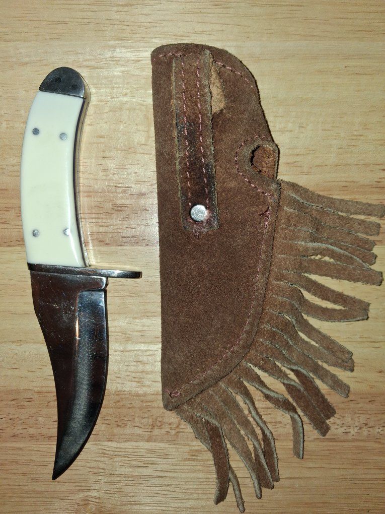 Hand Made 440 Stainless Steel Fixed Blade Knife with White Handle & Brown Leather Fringed Sheath