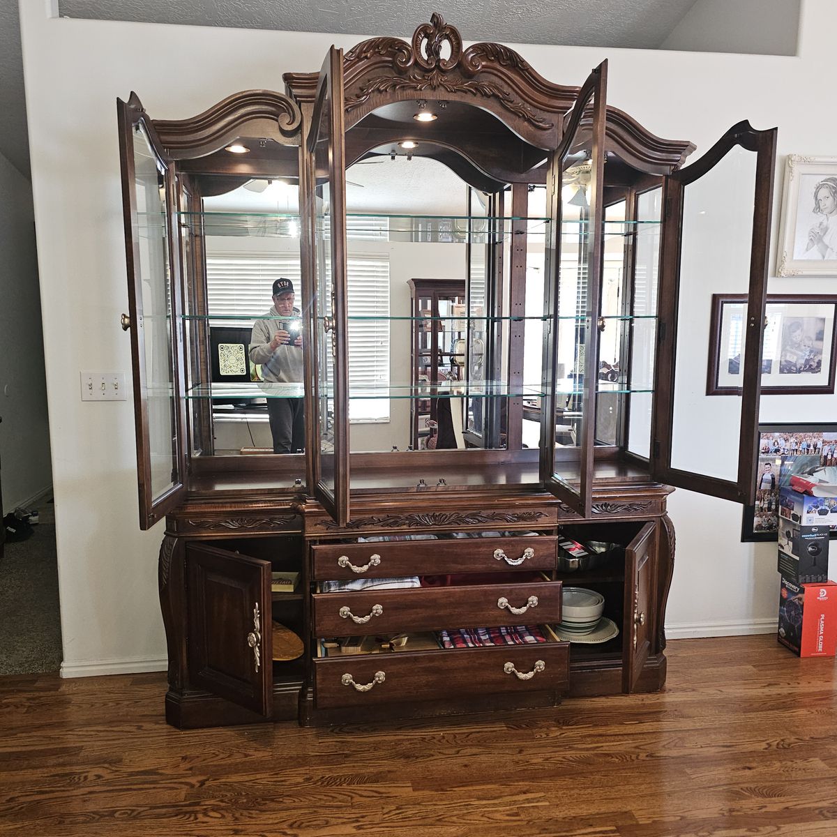 Main image 2