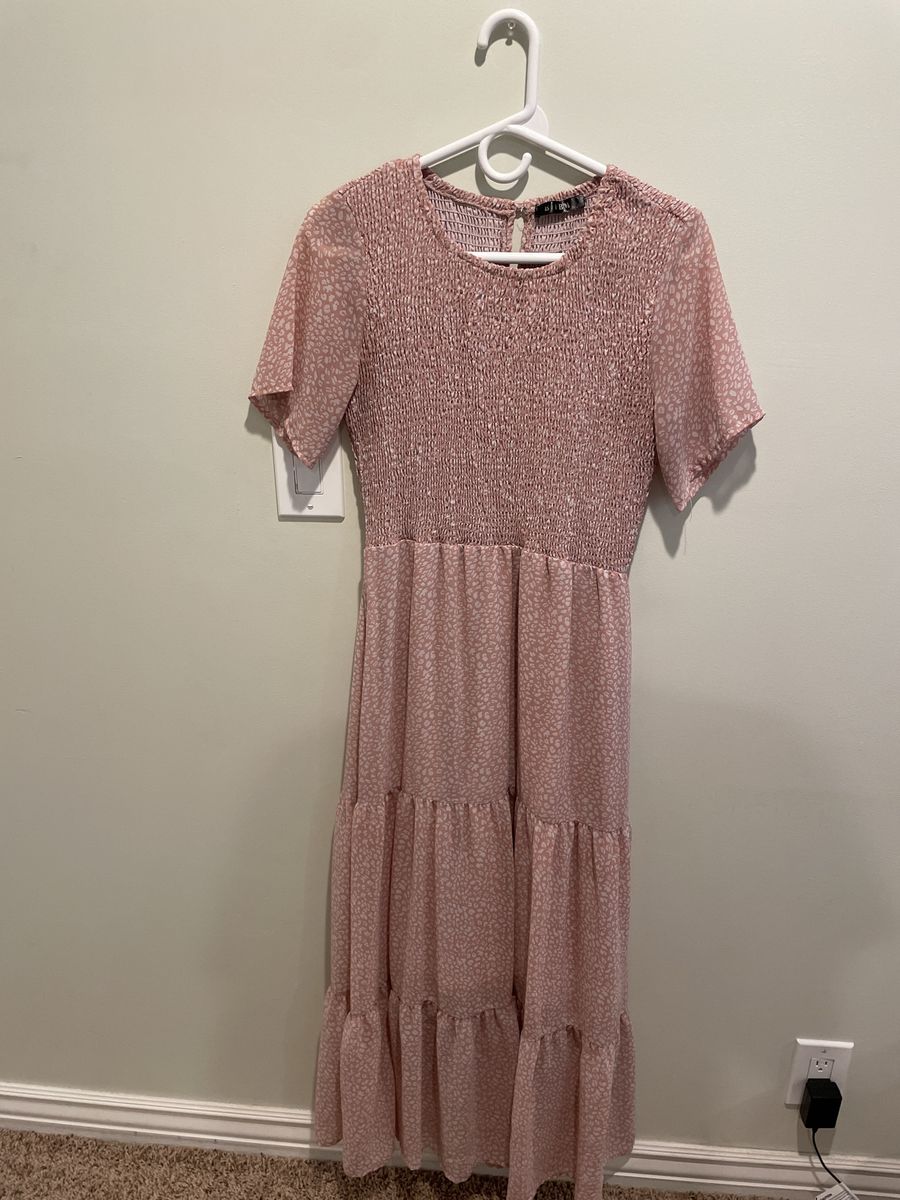 Pink Smocked Tiered Midi Dress - Short Sleeve, Round Neck, Women's Size Medium