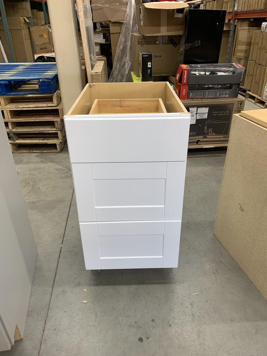 Hampton Bay Shaker 18 in. W x 24 in. D x 34.5 in. H Assembled 3 Drawer Base Kitchen Cabinet in Satin White