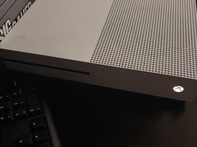 Xbox One S 500GB Bundle - Console + Controller + Cables