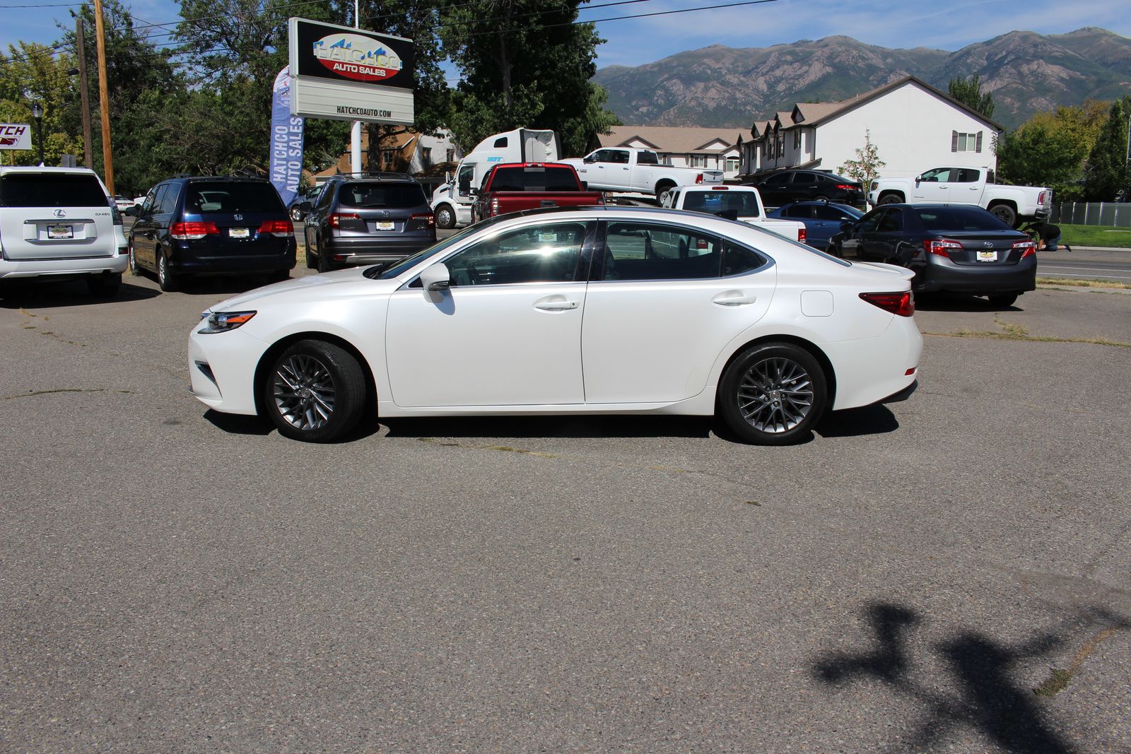 2018 Lexus ES Base