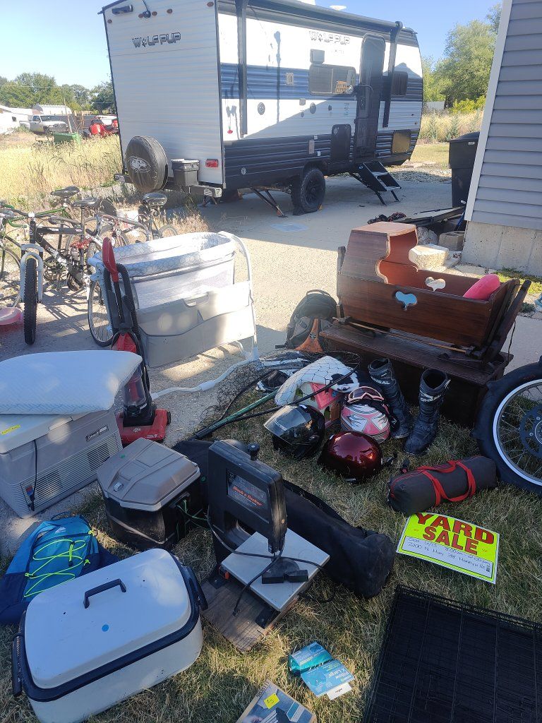 Multi family yard sale