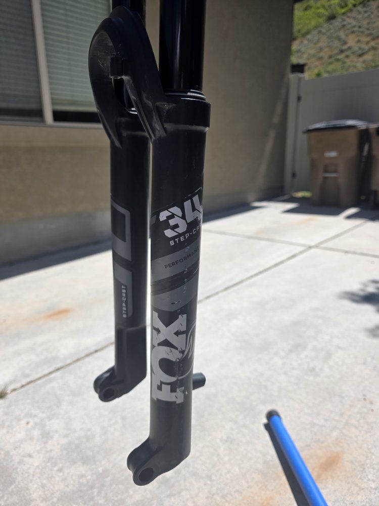 FOX 34 Step-Cast Performance Series Mountain Bike Fork - Black, Excellent Condition