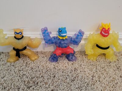 Goo Jitz Zu Shifters Lot