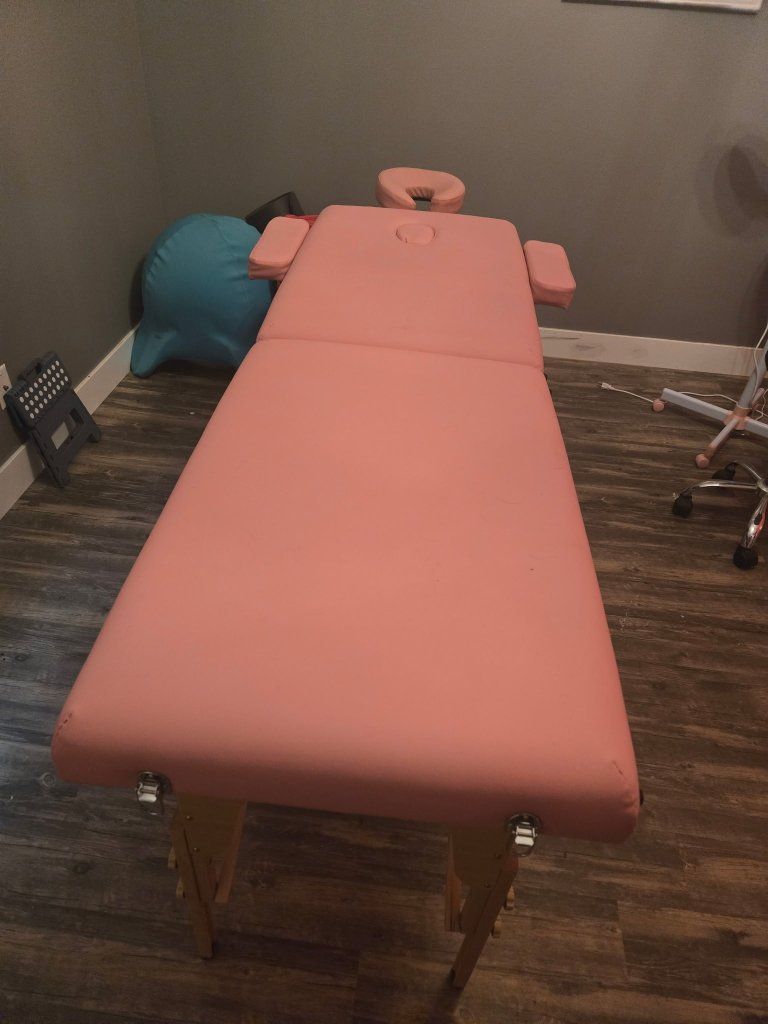 massage bed and ring light