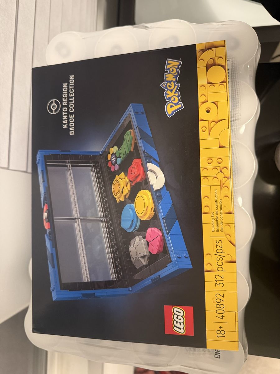 LEGO Pokémon Kanto Region Badge Collection 40892 Building Set - New 312 Pcs