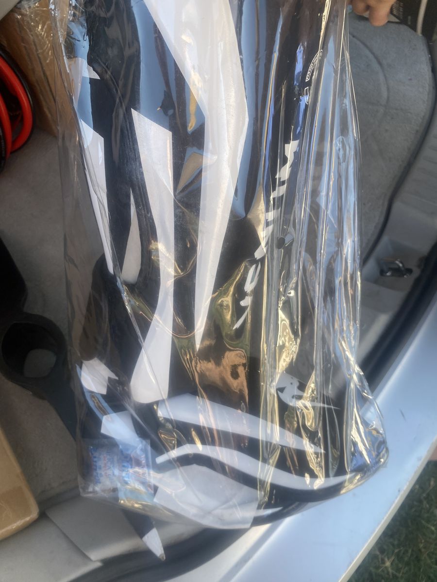 Venom Shin Guards