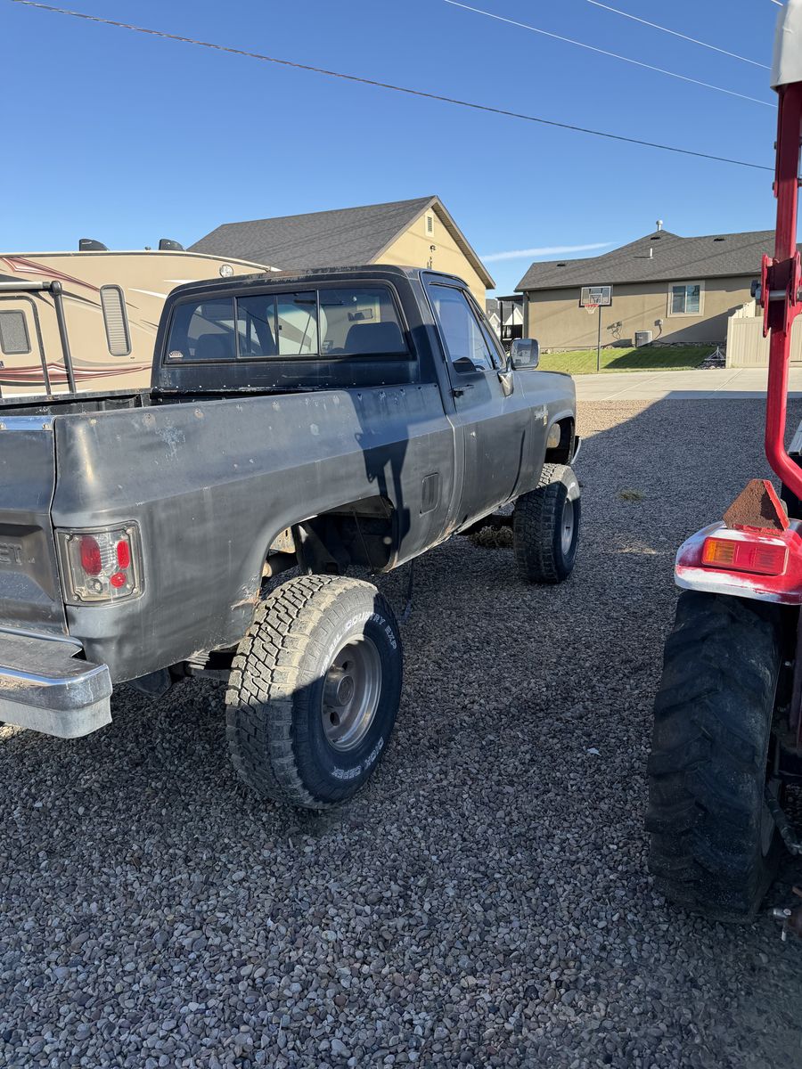 1987 Chevrolet R/V 10 Series V10 Silverado