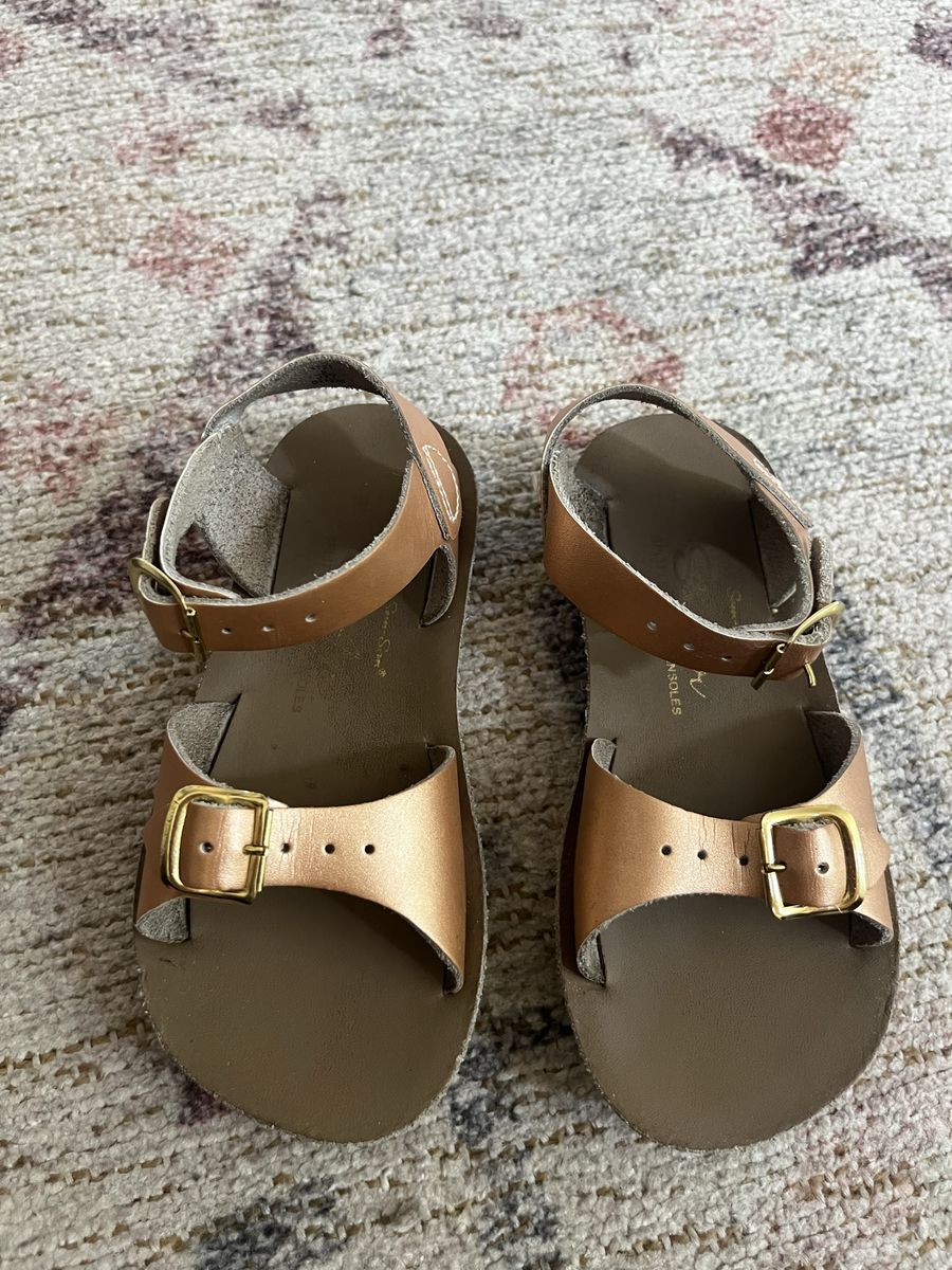 Saltwater Girls Sandals size 9