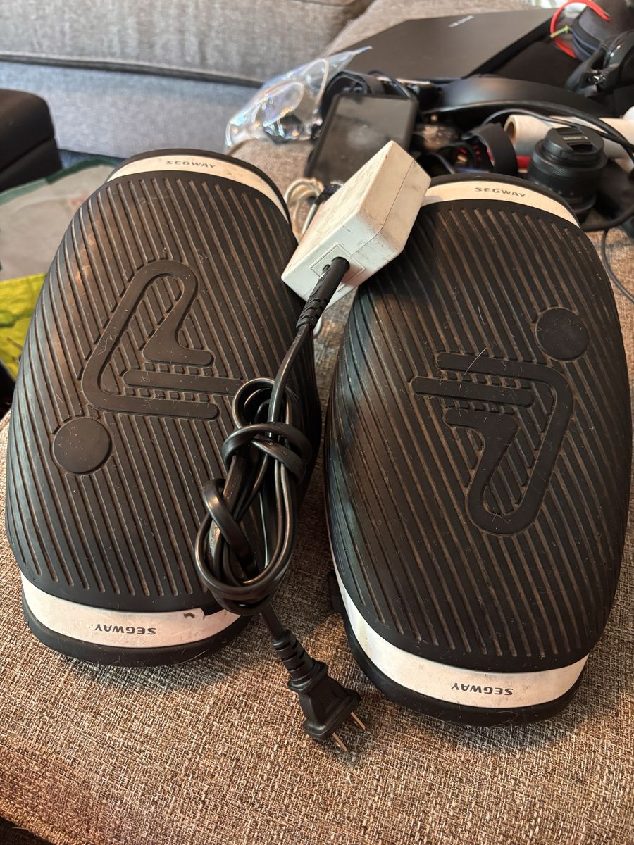 Segway Drift W1 Electric e-Skates Rollerblades Self-Balancing Hovershoes Max Speed 7.5mph