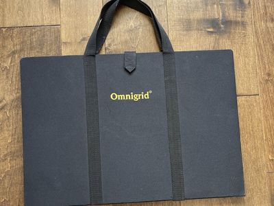 Omnigrid Fold-Away Cutting & Pressing Station