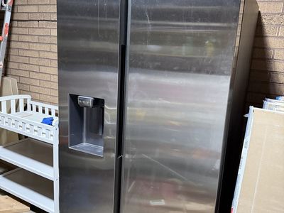 Samsung Side-by-Side refrigerator - Doesn't work currently
