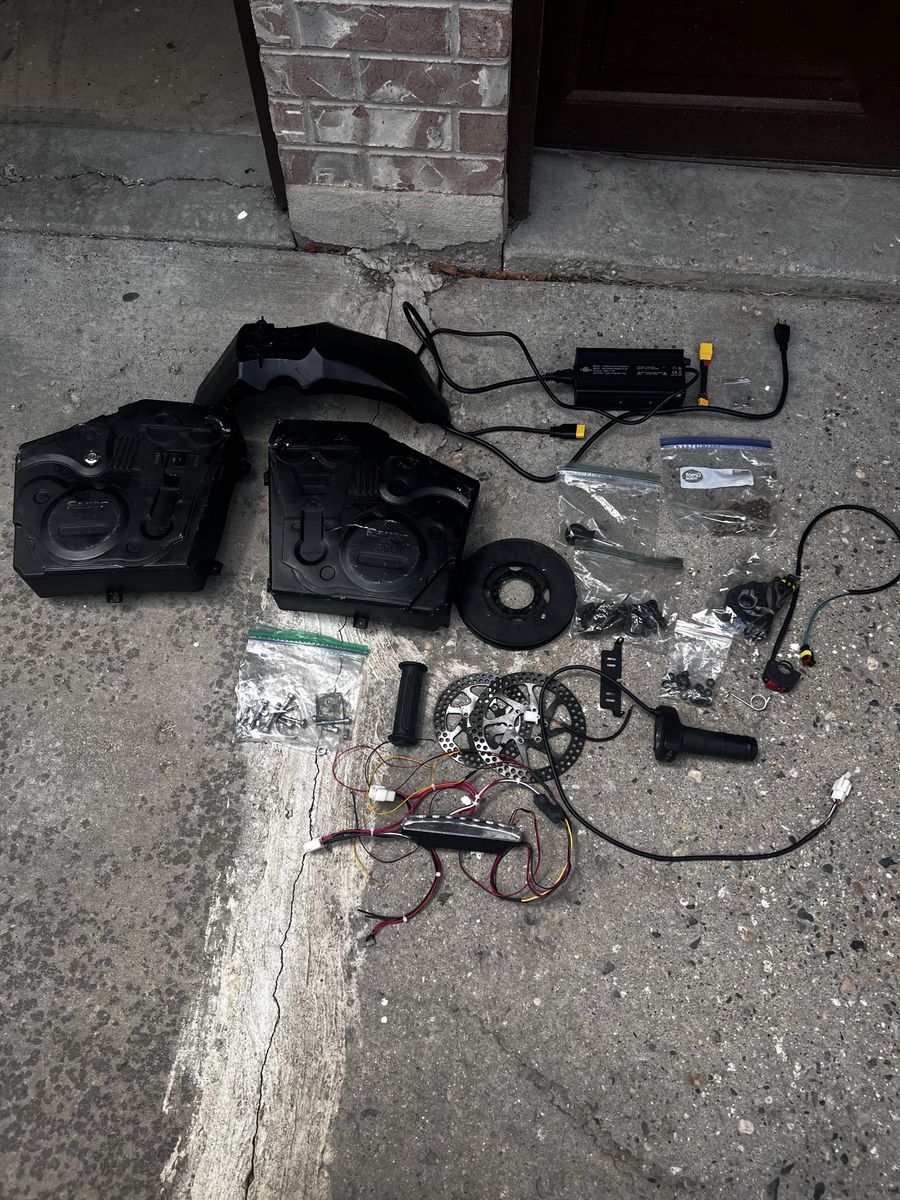 Main image 6
