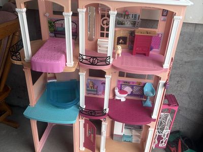 Barbie Dollhouse