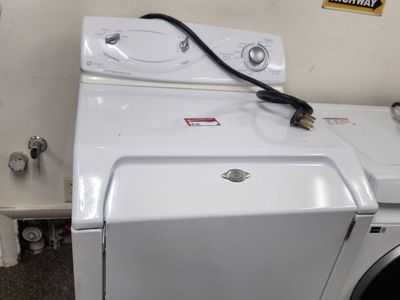 Maytag Centennial White Electric Dryer with a Full Warranty