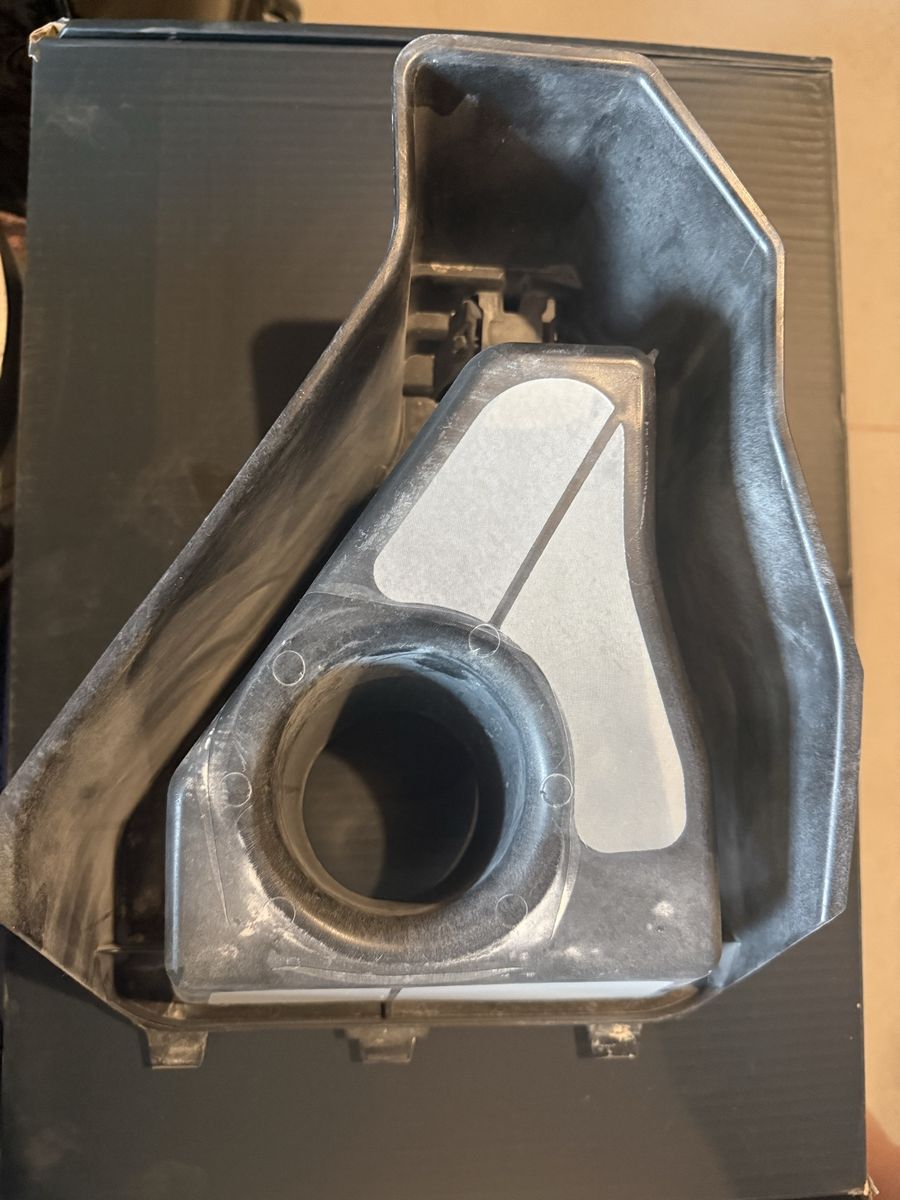 Main image 4
