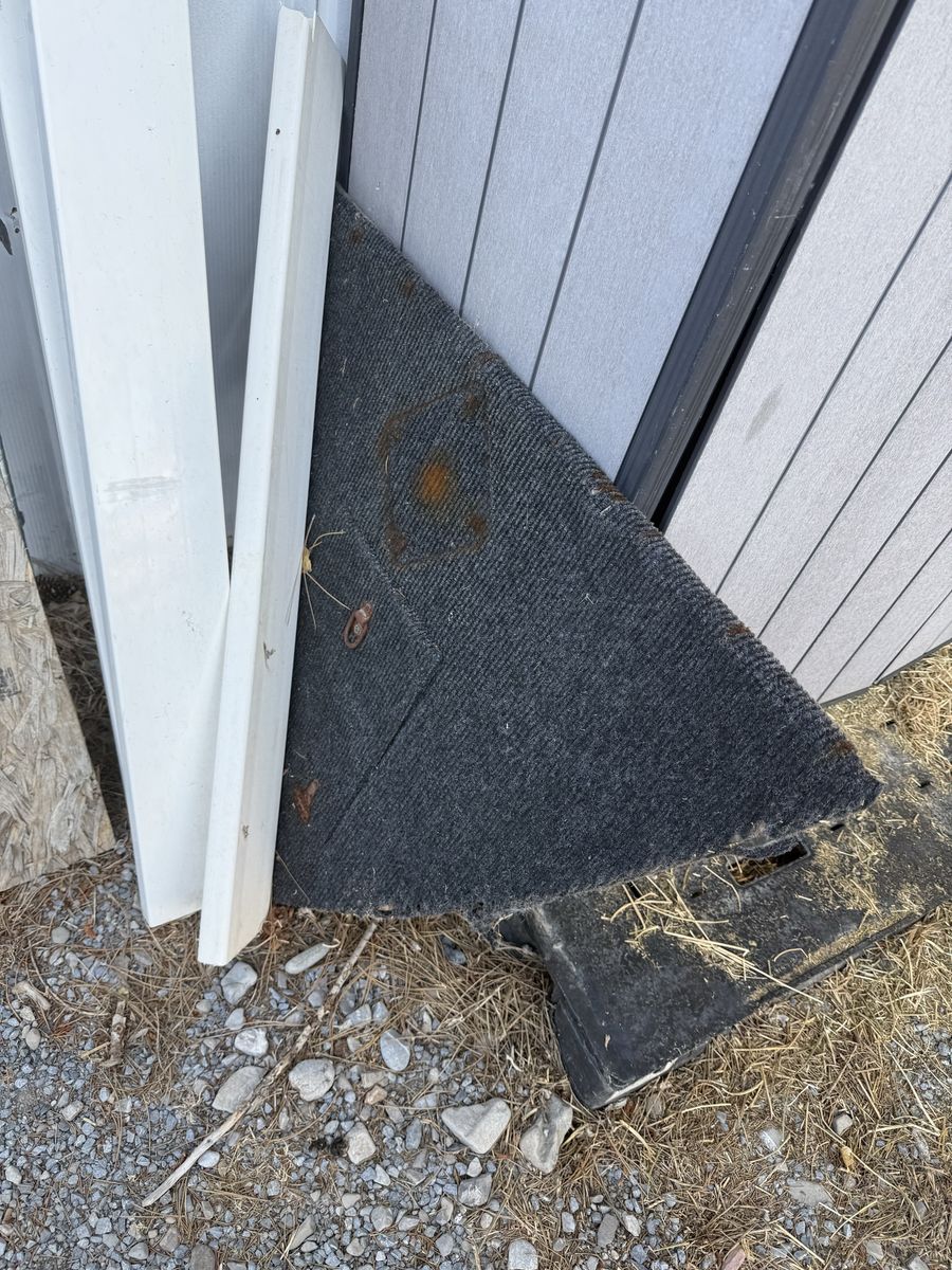Main image 12