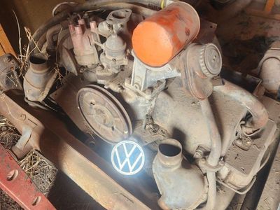 Vintage Volkswagen VW Engine - Appears to be a Type 1 or Type 2, For Parts/Restoration