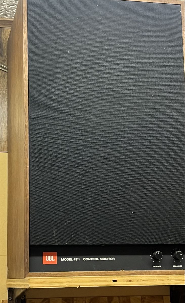 Main image 2