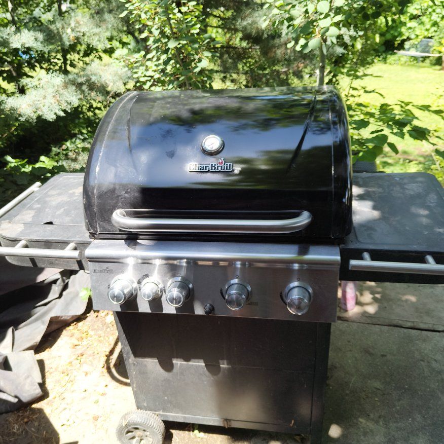 Free Char-Broil Classic 4 Burner Gas Grill - Outdoor BBQ Grill with Side Burner