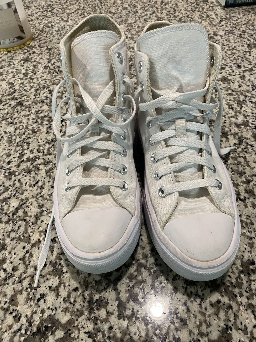 Platform Converse women’s size 8 - White