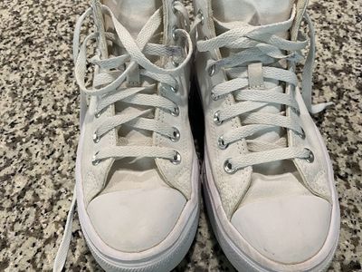 Platform Converse women’s size 8 - White