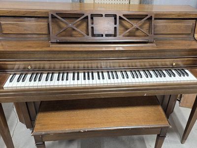 Everett Upright Piano - Free delivery