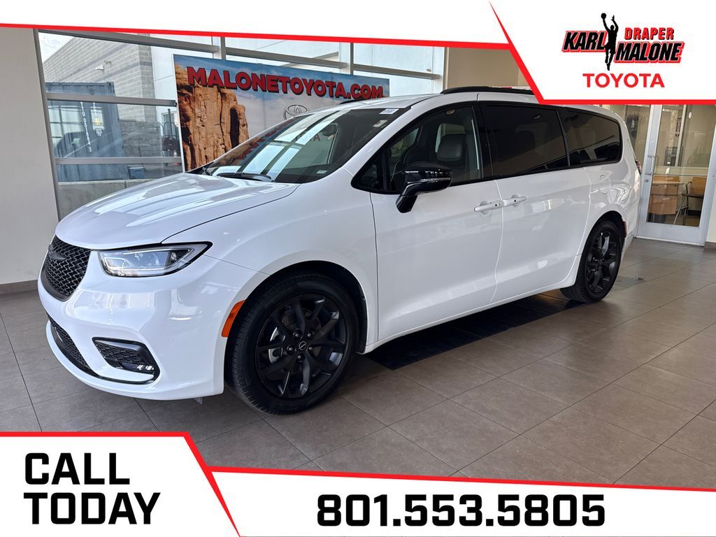 2026 Chrysler Pacifica Limited