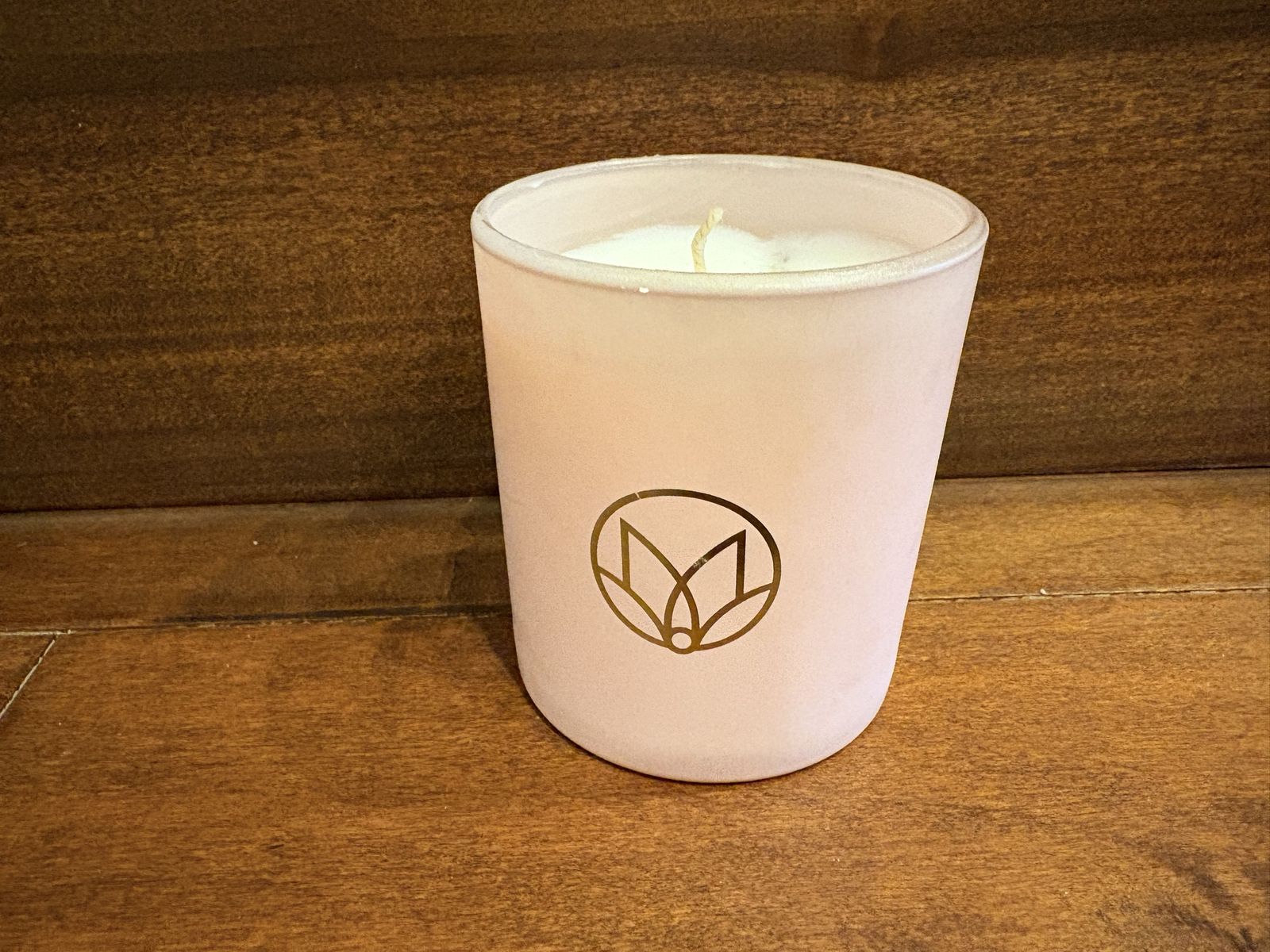 New Musee Champagne and Rose Soy Candle