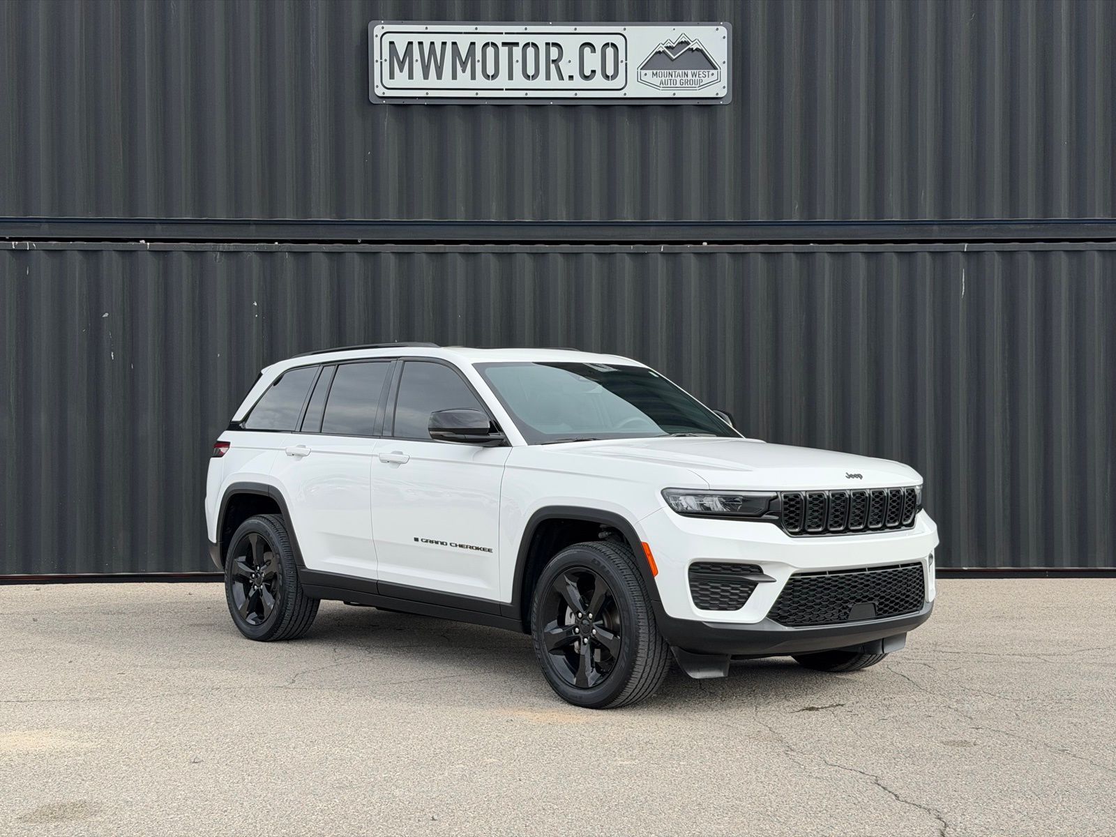 2024 Jeep Grand Cherokee Altitude X