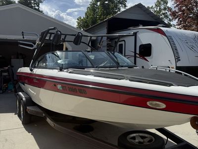 2000 Malibu Escape/wakesetter 23 Lsv