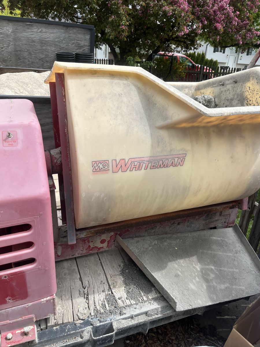 Curbing trailer