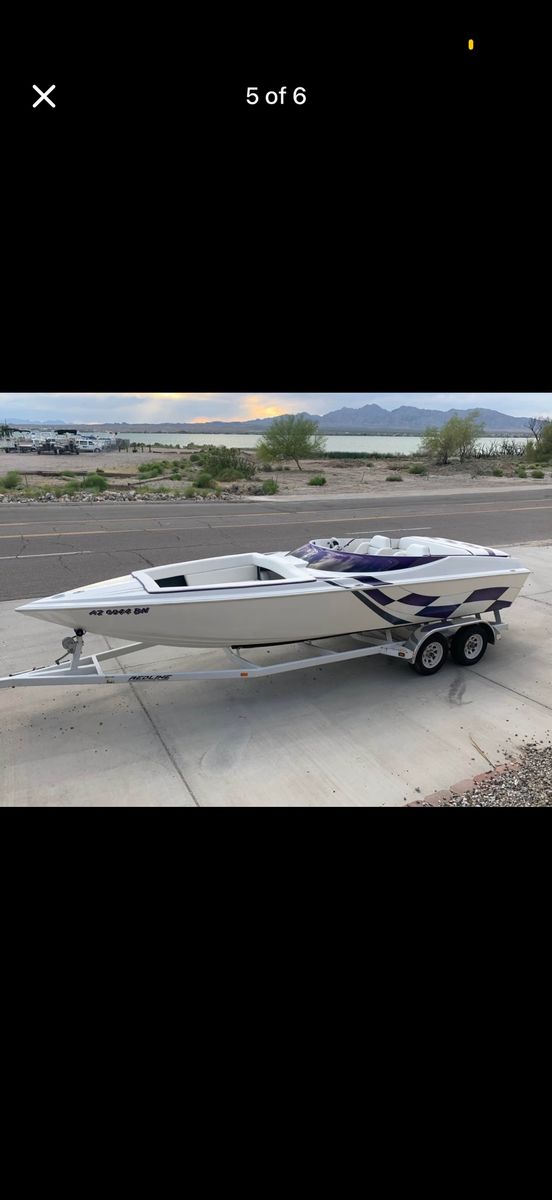 Sleek Performance Boat with Trailer - Ready for the Water 24’ aftershock