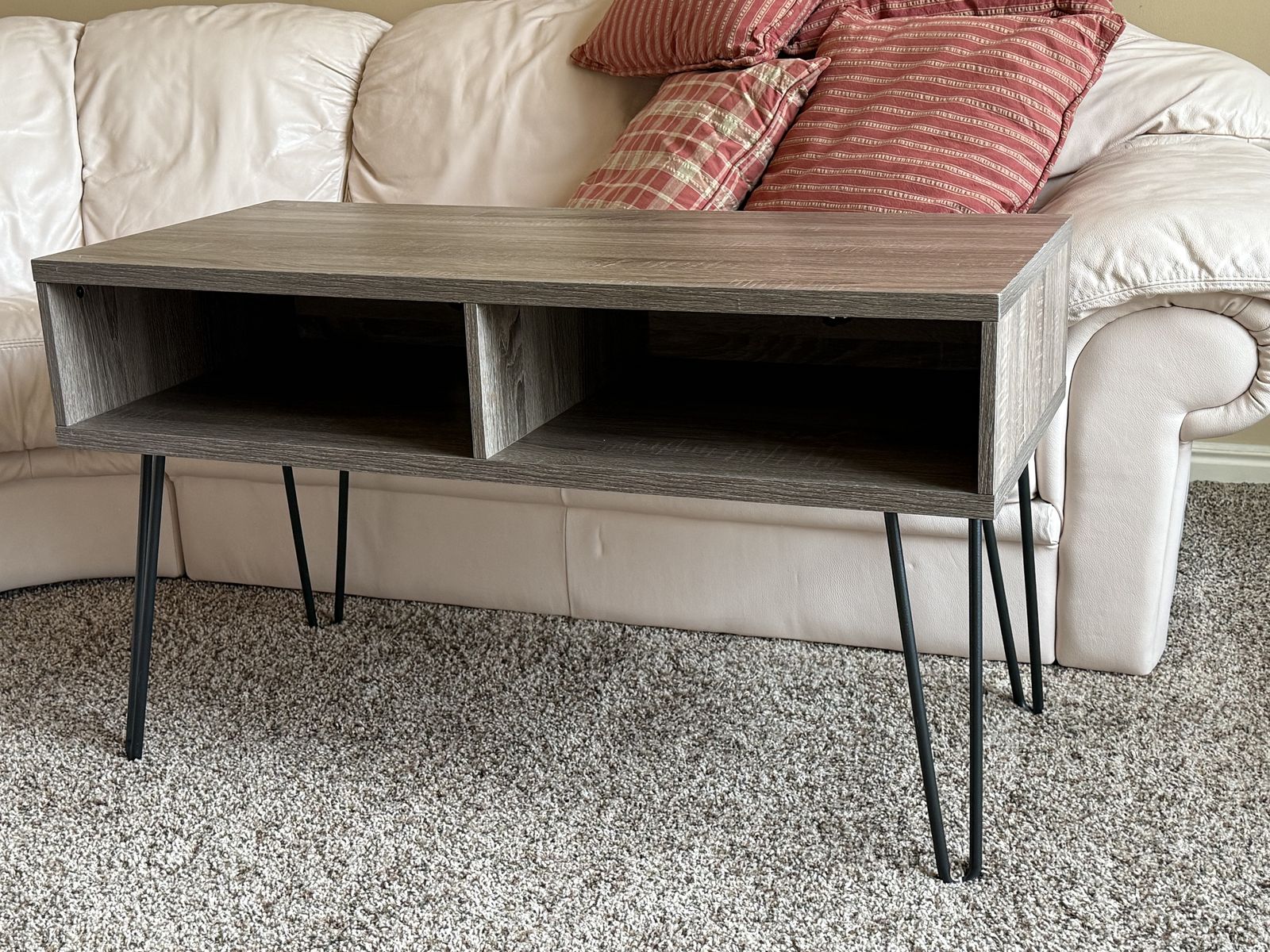 Nice Sturdy Tv Stand,  Like New.