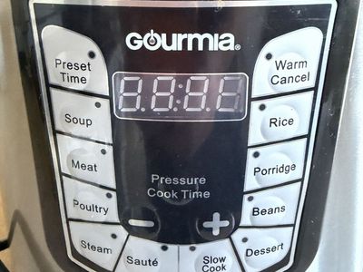 Gourmia GPC800 Electric Digital Multipurpose Pressure Cooker