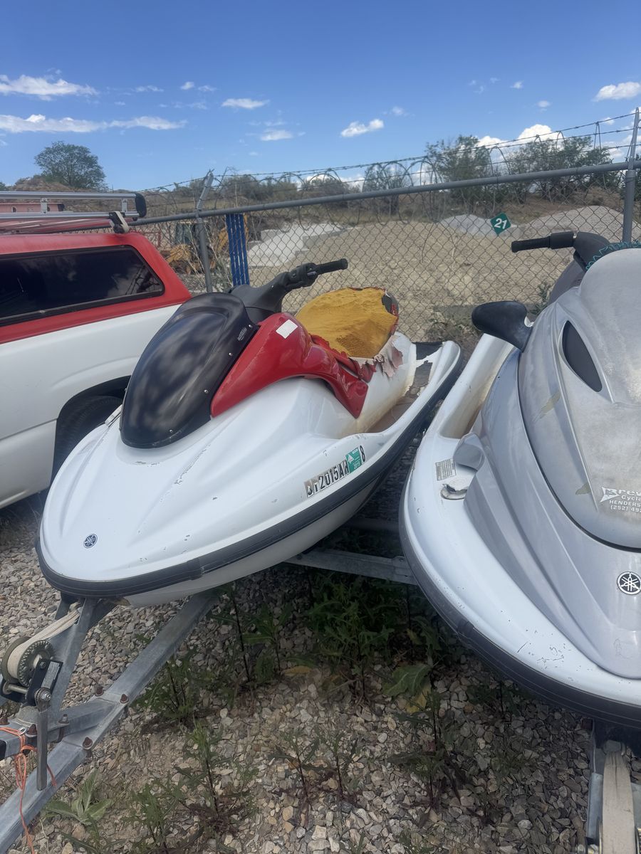 2 2003 Yamaha Waverunners