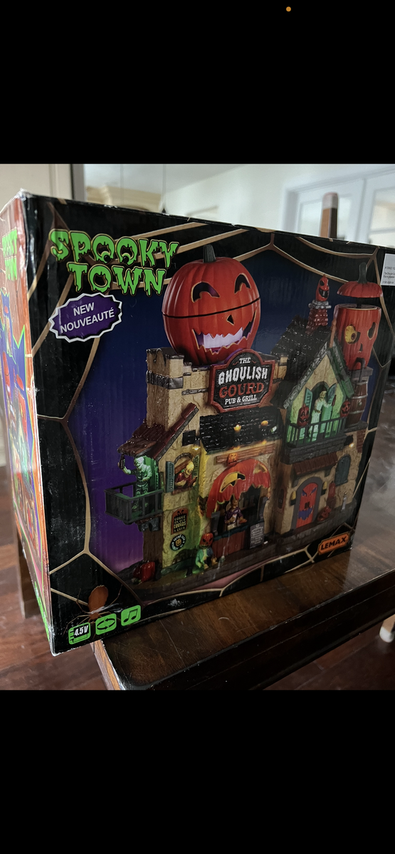 Lemax Spooky Town The Ghoulish Gourd