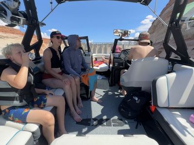 2016 Axis Wake Research 24ft Ski and Wakeboard Boat