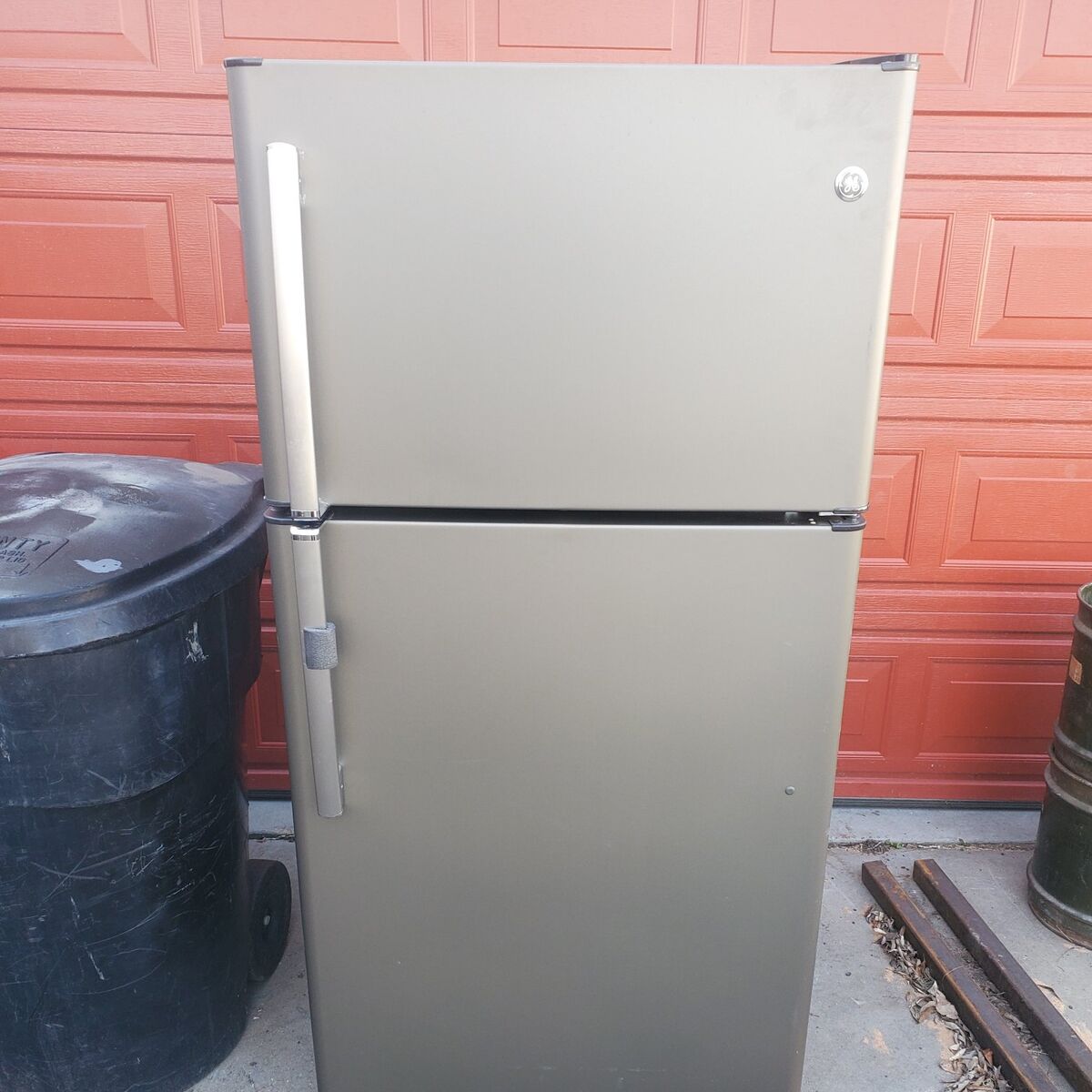 GE refrigerator
