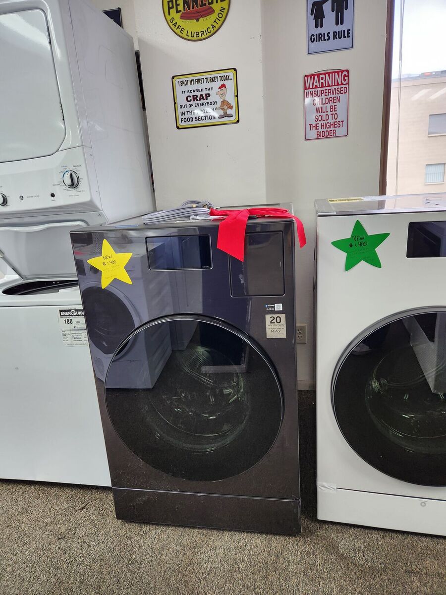 BEAUTIFUL BRAND NEW! SAMSUNG BESPOKE ALL IN ONE!