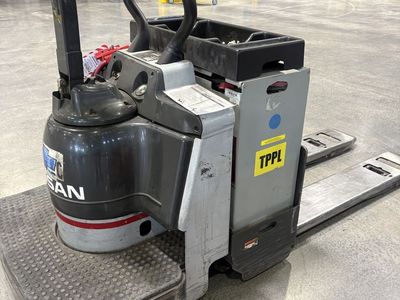 2016 Nissan Pallet Rider Forklift