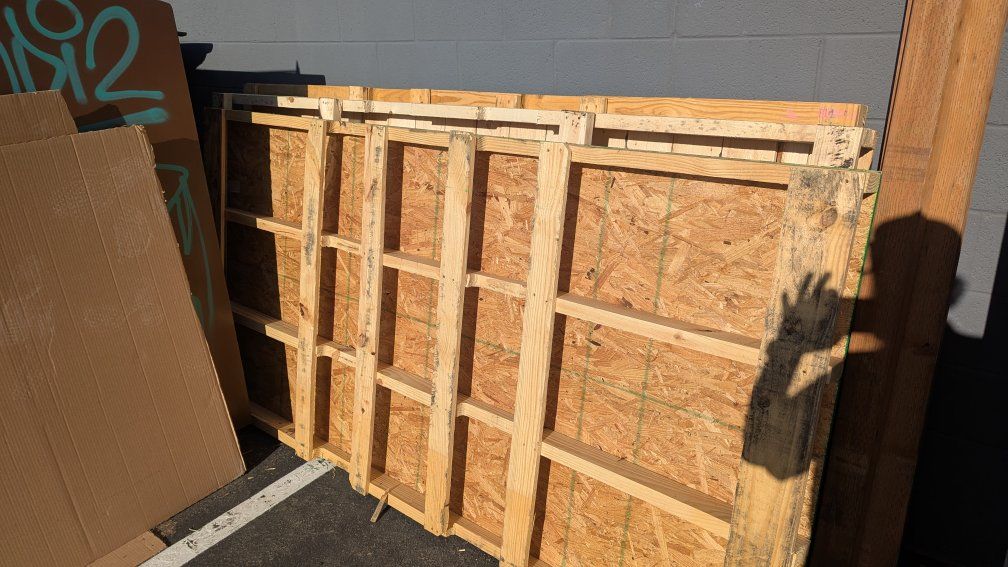 4x8 pallets