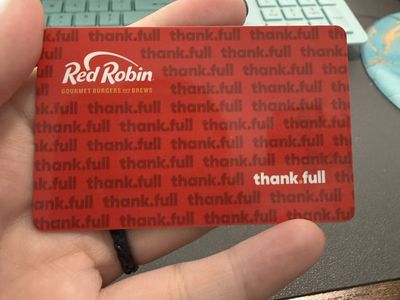 Red Robin $15 Gift Card