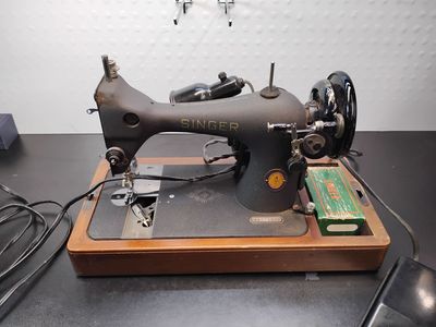 Vintage Early 1950's Singer BZ 9-8 Portable Sewing Machine